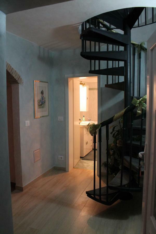 Villa Kortina Basanija Luaran gambar